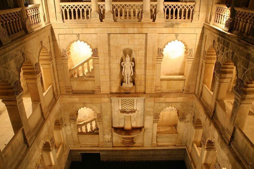 Royal Oasis Hotel Wankaner Buitenkant foto